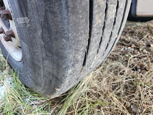 Vekselpåbygg-semitrailer SCHMITZ CARGOBULL 20" Tankconatinerchassis + Tankcontainer