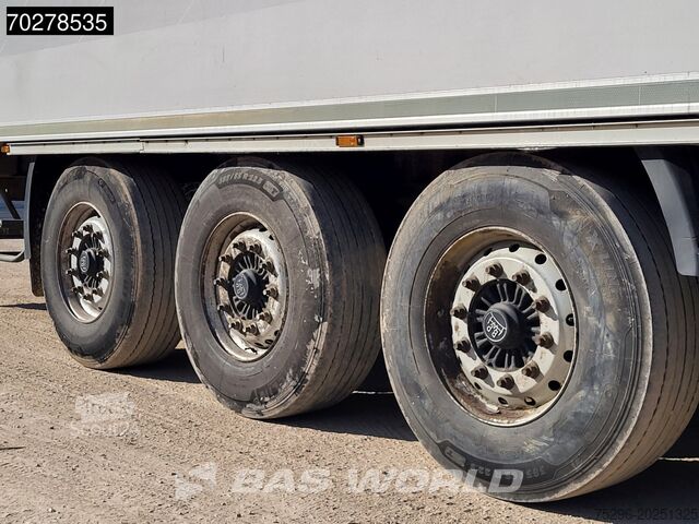 Transporte refrigerado/congelado Lamberet Carrier Vector 1550 3 axles Liftachse