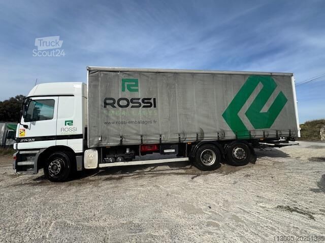 Camión plataforma con toldo Mercedes-Benz 2540 RIDELLES PLATEAU RIDELLES BACHE HAYON
