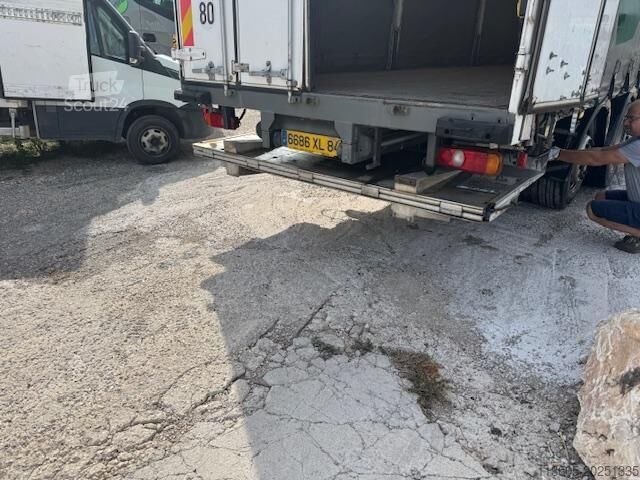 Camión plataforma con toldo Mercedes-Benz 2540 RIDELLES PLATEAU RIDELLES BACHE HAYON