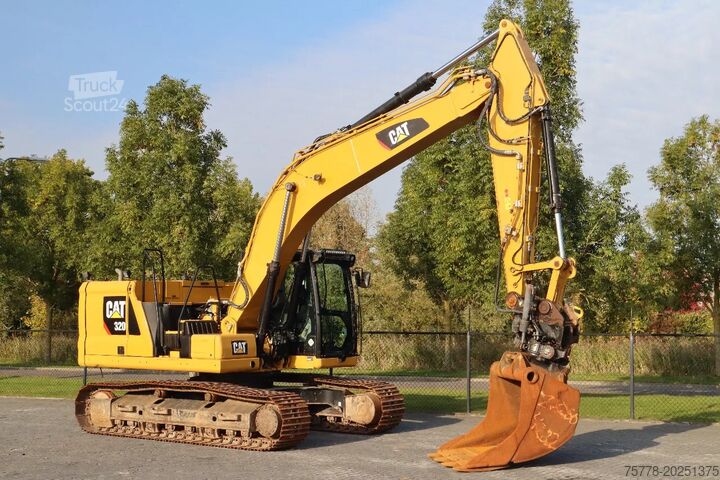 Gosenični bager Caterpillar 320 07A | TILT ROTATOR | BUCKET | JAPAN