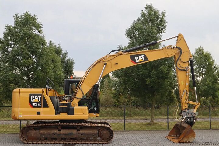 Gosenični bager Caterpillar 320 GC 07A | JAPAN BUILT | TILT BUCKET | TOOTH ...