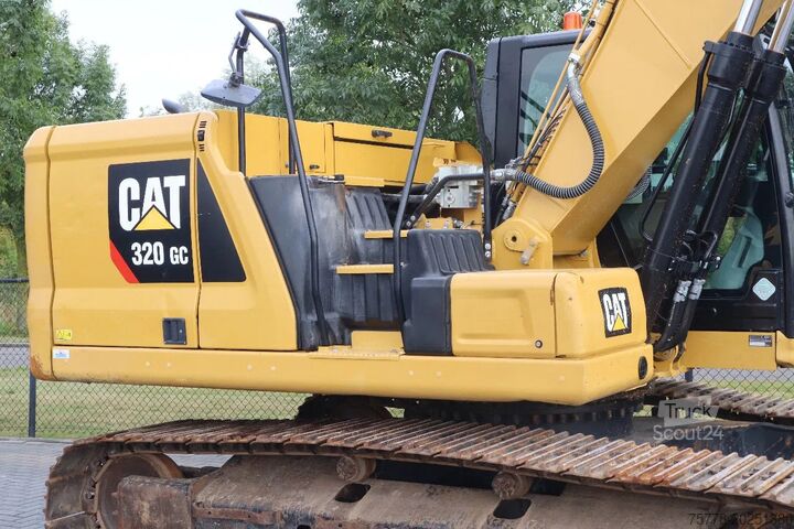 Gosenični bager Caterpillar 320 GC 07A | JAPAN BUILT | TILT BUCKET | TOOTH ...