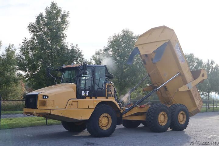 Samohodni tovornjak Caterpillar 730 04A | TAILGATE | LOW HO