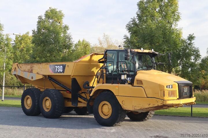 Samohodni tovornjak Caterpillar 730 04A | TAILGATE | LOW HO