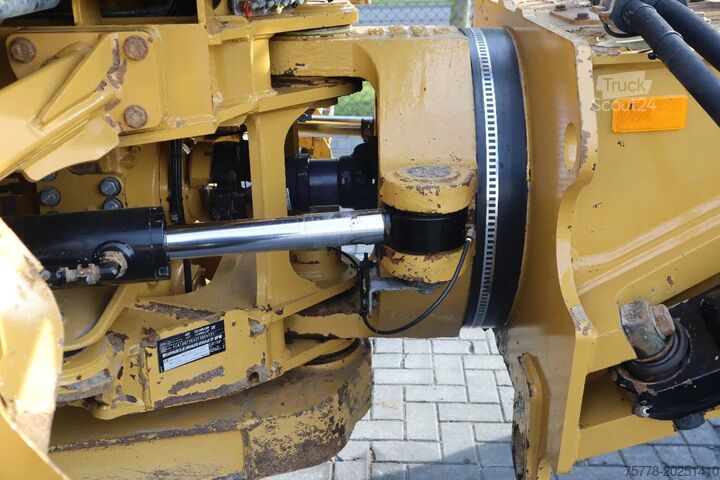 Samohodni tovornjak Caterpillar 730 04A | TAILGATE | LOW HO
