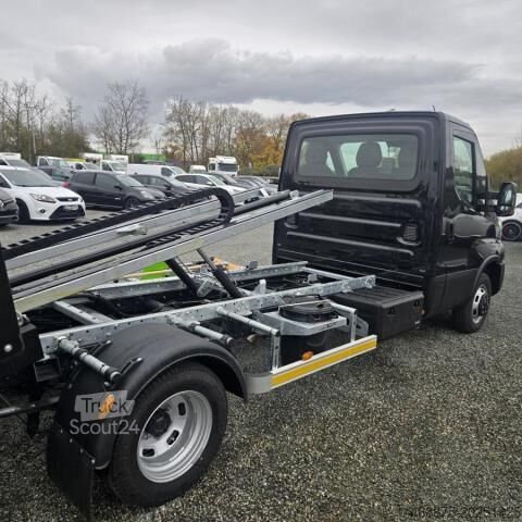 Furgon Iveco Daily 35C18