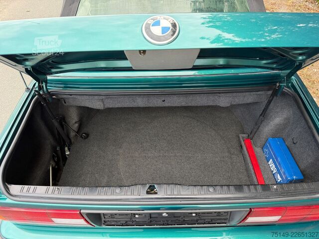 Kombijevsko vozilo BMW 325i Cabrio/TÜV neu/H-Kennzeichen/Gutachten