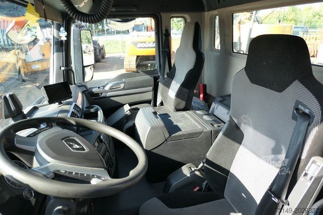 Skip truck MAN 26.460 TGS 6x2, Hiab FTR18, Funk, Vorlauflenk,AC