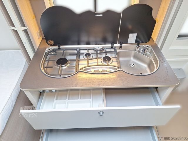 Karavan BÜRSTNER Premio Plus 520 TL