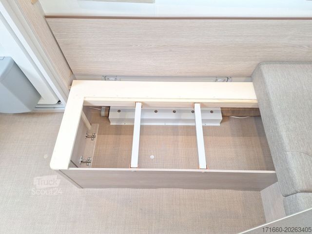 Karavan BÜRSTNER Premio Plus 520 TL