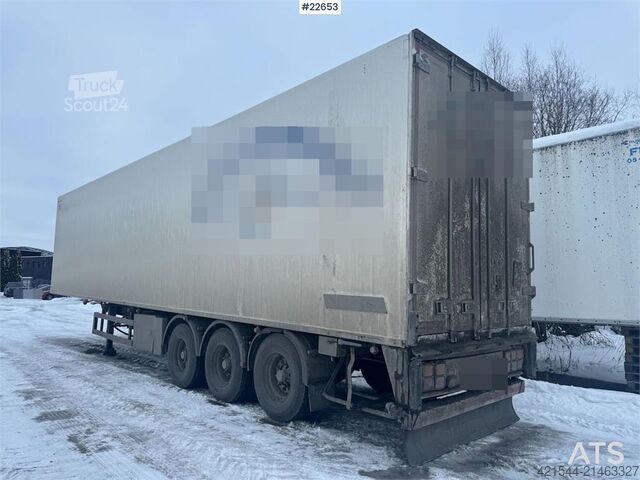 Kühl-/Tiefkühltransport HFR Cabinet semi with Thermo King unit.