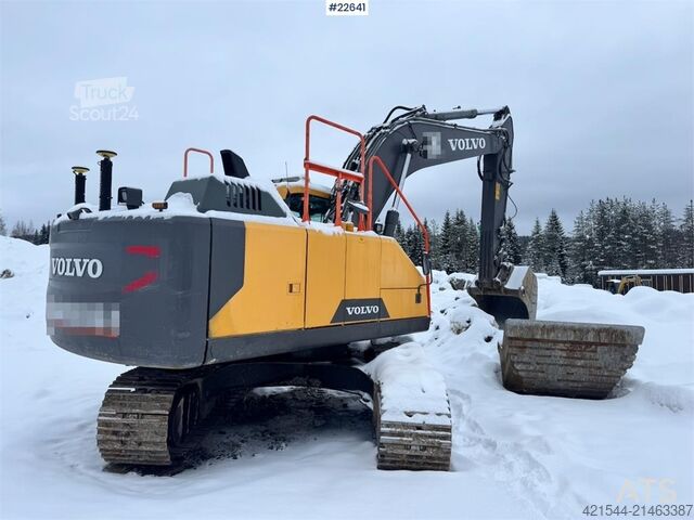 Raupenbagger Volvo EC220EL Beltegraver – Rototilt – 2 skuffer – US er