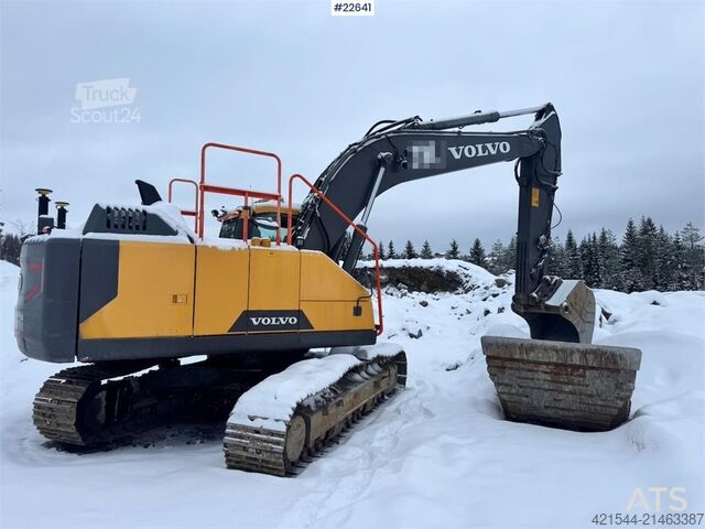 Raupenbagger Volvo EC220EL Beltegraver – Rototilt – 2 skuffer – US er