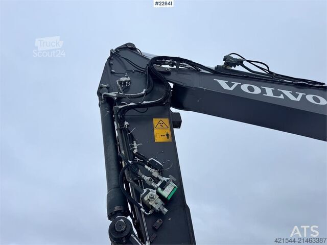 Lánctalpas kotrógép Volvo EC220EL Beltegraver – Rototilt – 2 skuffer – US er