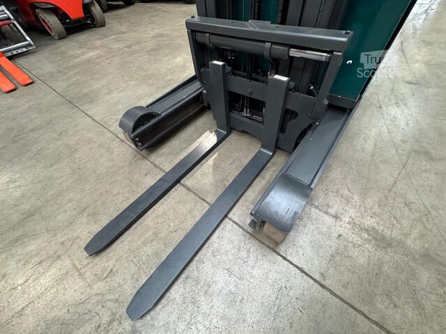Reachtruck Linde R 16 [ID: 287]
