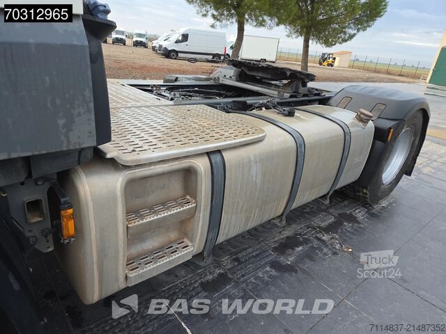 Standartinis traktorius DAF XF 530 4X2 SC Retarder