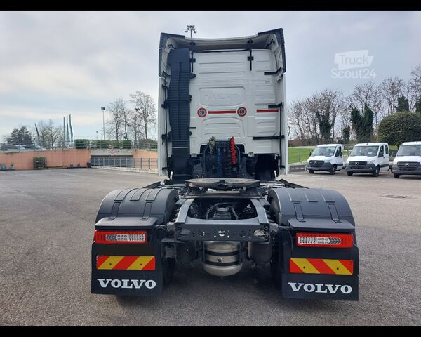 Τυπική μονάδα τράκτορα VOLVO FH13 18 T E6 - FH 13 500 SPP 4X2 T X High Globetrotter XL