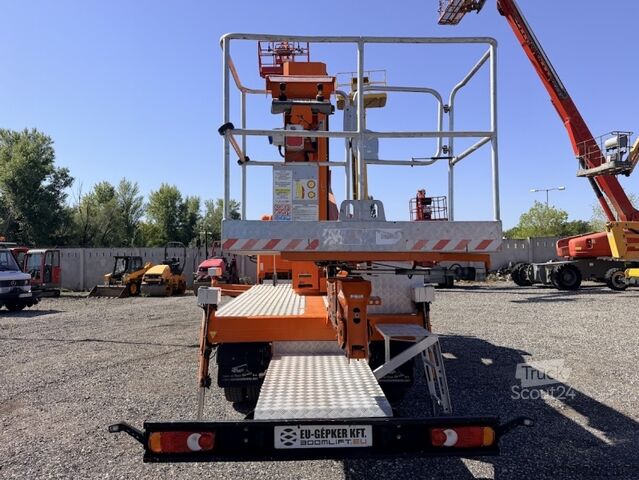 Fourgon tôlé Renault Maxity CMC TB260 - 26 m - 200 kg