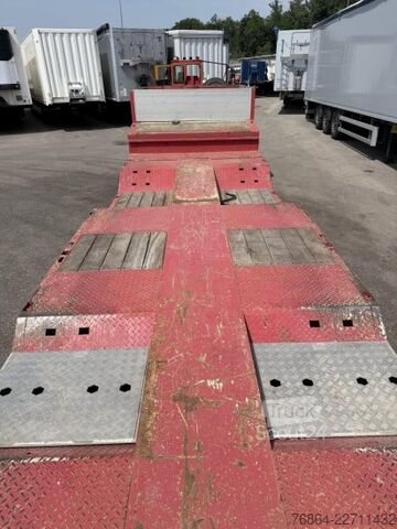 Dieplader oplegger Bodex BODEX , 4-ACHS TIEFLADER, RADMULDEN, LIFTACHSE, NACHLAUFACHSE