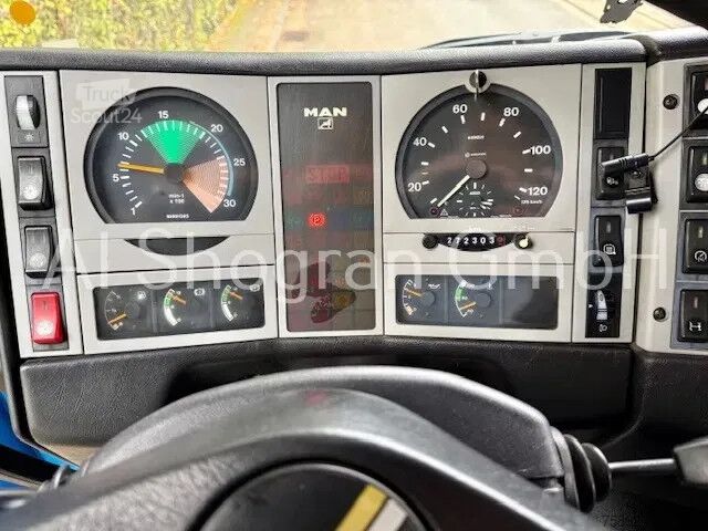 Camion-citerne MAN 1250 Tankwagen 13500L/Schalt/Euro 3