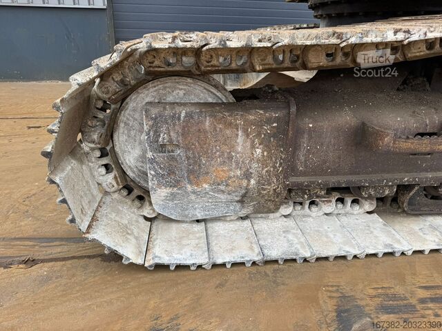 Bagger JCB JS160LC