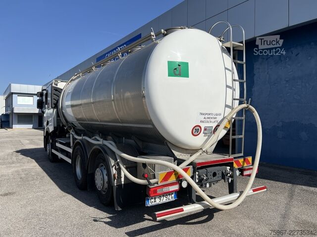 Cisternas automašīna Renault T 440
