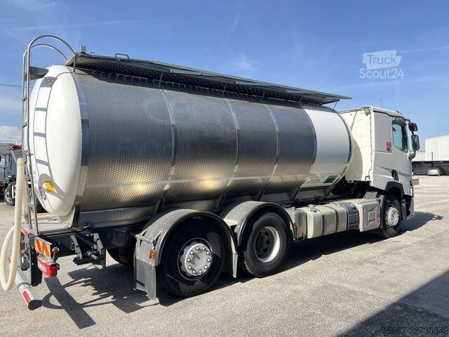 Cisternas automašīna Renault T 440
