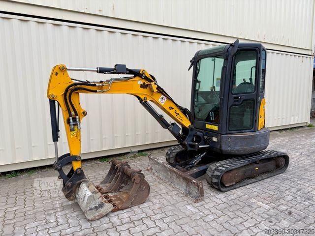Miniexcavadora BOBCAT E26 / 2016 BJ / 3 x Löffel
