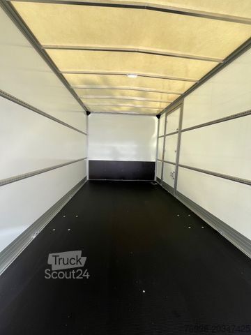 Vrachtwagen met bakwagen RENAULT MASTER MIT HUMBAUR KOFFERAUFBAU