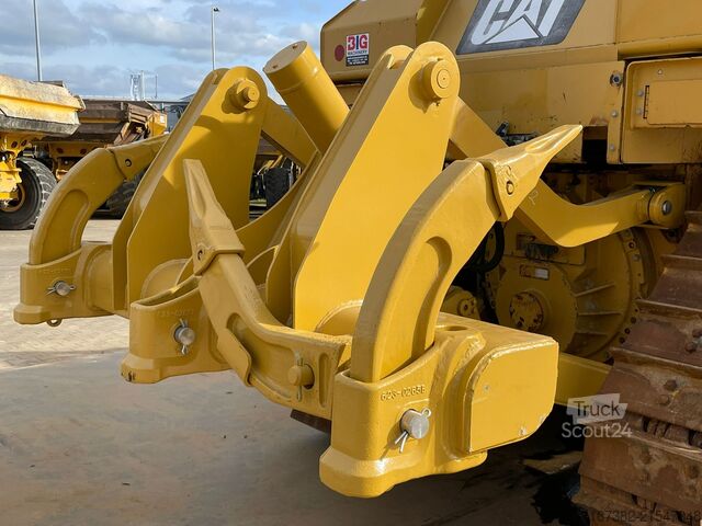 Tesviye makinesi Caterpillar D6T XL