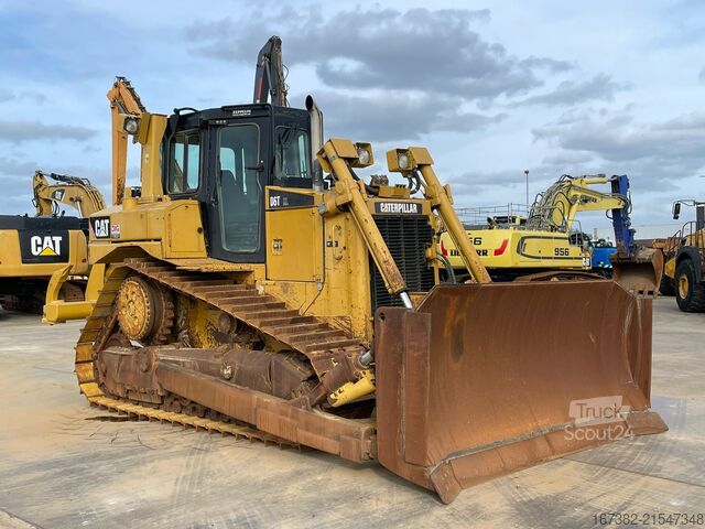 Tesviye makinesi Caterpillar D6T XL