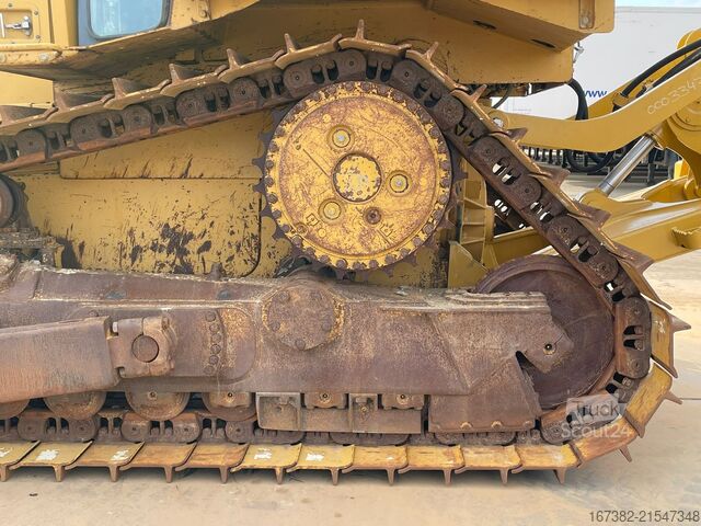 Tesviye makinesi Caterpillar D6T XL
