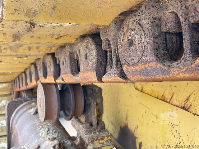 Tesviye makinesi Caterpillar D6T XL
