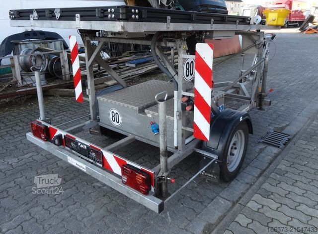 Priekaba  Nissen VLTLED/10  Vorwarner mit Radarfunkwarner