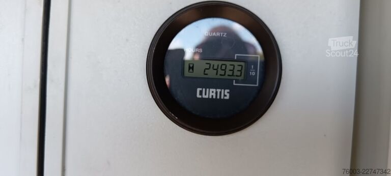 Dubă cu caroserie tip cutie Renault Master Klubb KL32 - 12,5 m, 120 kg
