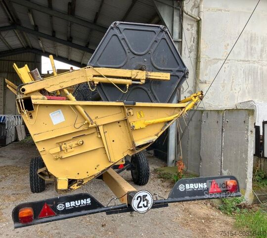 Зерноуборочный комбайн New Holland TX67