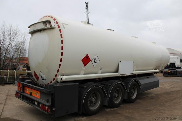Tanker semitrailer  WILLIG Diesel/Benzin PEILSTAB Nr.: 028