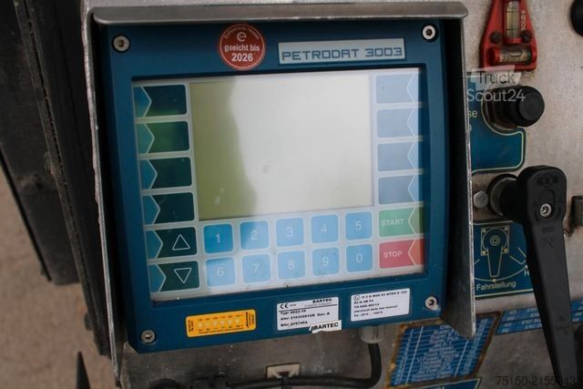 Tanker semitrailer  WILLIG Diesel/Benzin PEILSTAB Nr.: 028