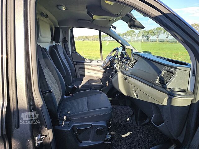 Kombi s vysokou střechou VW TRANSPORTER 2.0 TDI L2H1 Navi Carplay AC