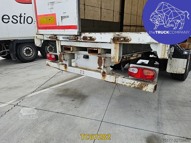 Csúszó ponyvák Fruehauf 