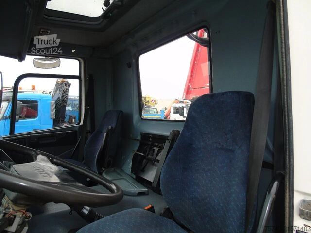 Tipper with crane DAF CF 75.240 ATI + EURO 2 + HIAB 090 + 3SIDE TIPPER
