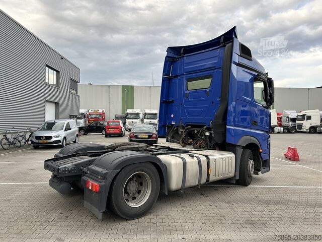 Standaard-SZM Mercedes-Benz Actros 1842 StreamSpace / 903 dkm / 2 Tanks / N...