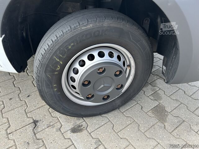 Chassis met cabine Mercedes-Benz Sprinter 515 1.9 CDI / Chassis Cabine / WB 433 ...