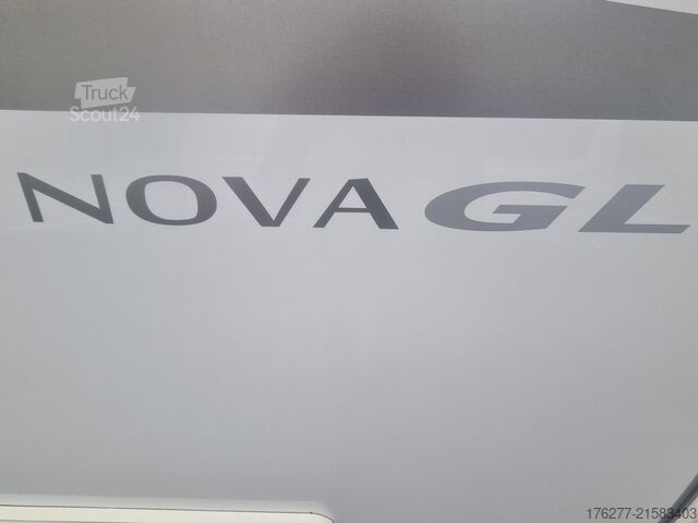 Tur karavanı Eriba Nova 495 GL