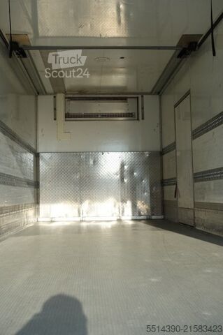 Camion frigorifique IVECO EuroCargo 120