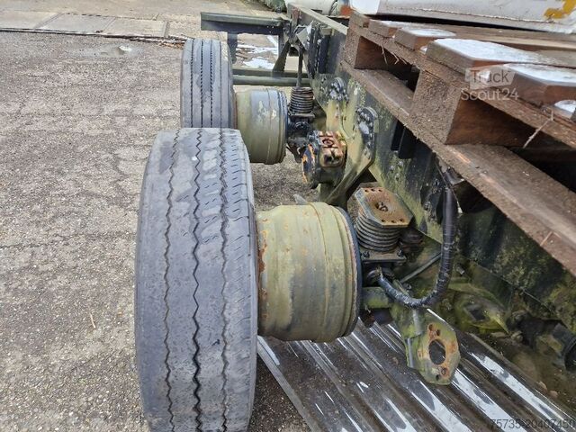 Podvozek s kabinou VOLVO N10 6x6