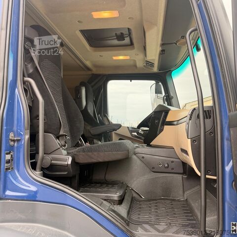 Standart çekici ünitesi mercedes Actros 1843 MP4 hydraulic