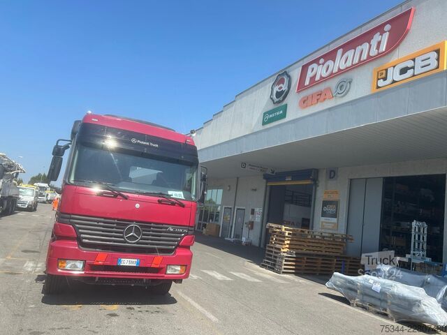 Kroklastbil Mercedes-Benz Actros 1848