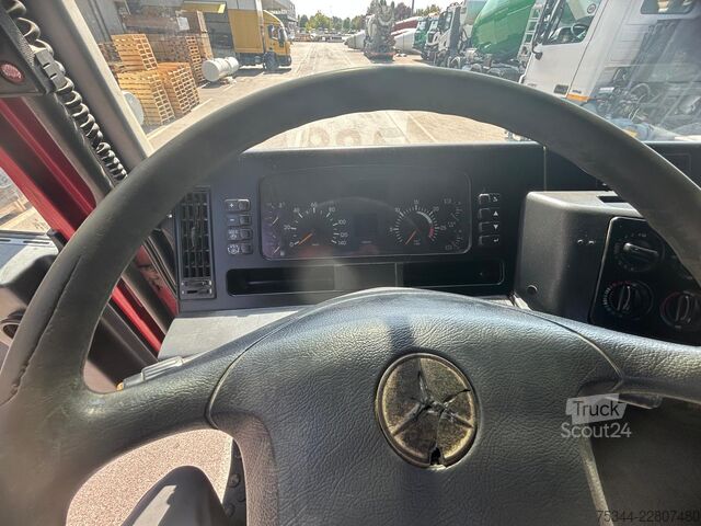 Kroklastbil Mercedes-Benz Actros 1848